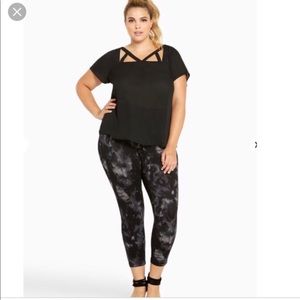Torrid cropped stretch slim fix pixie pant